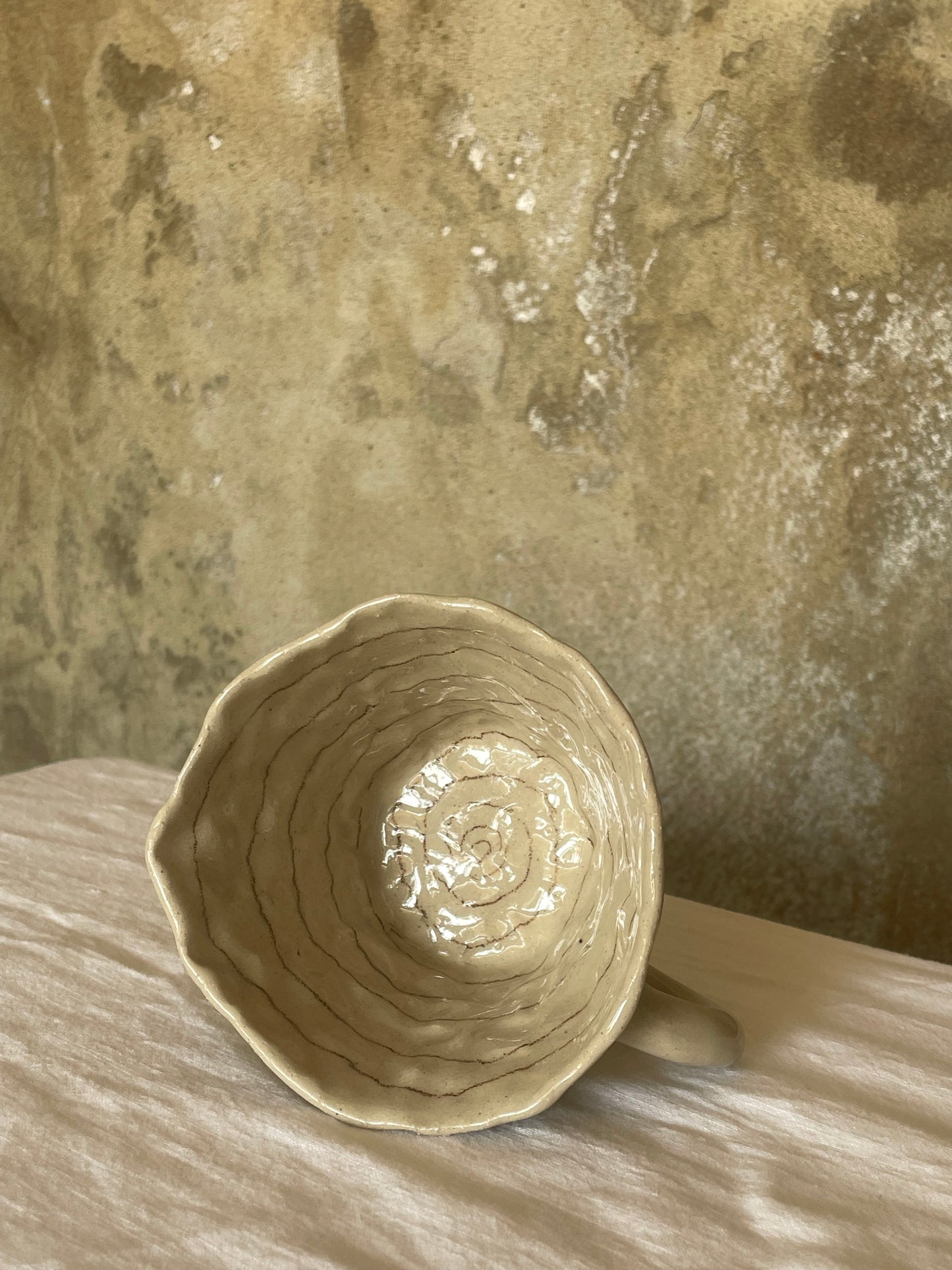 Ground, build, produce, give tea cup