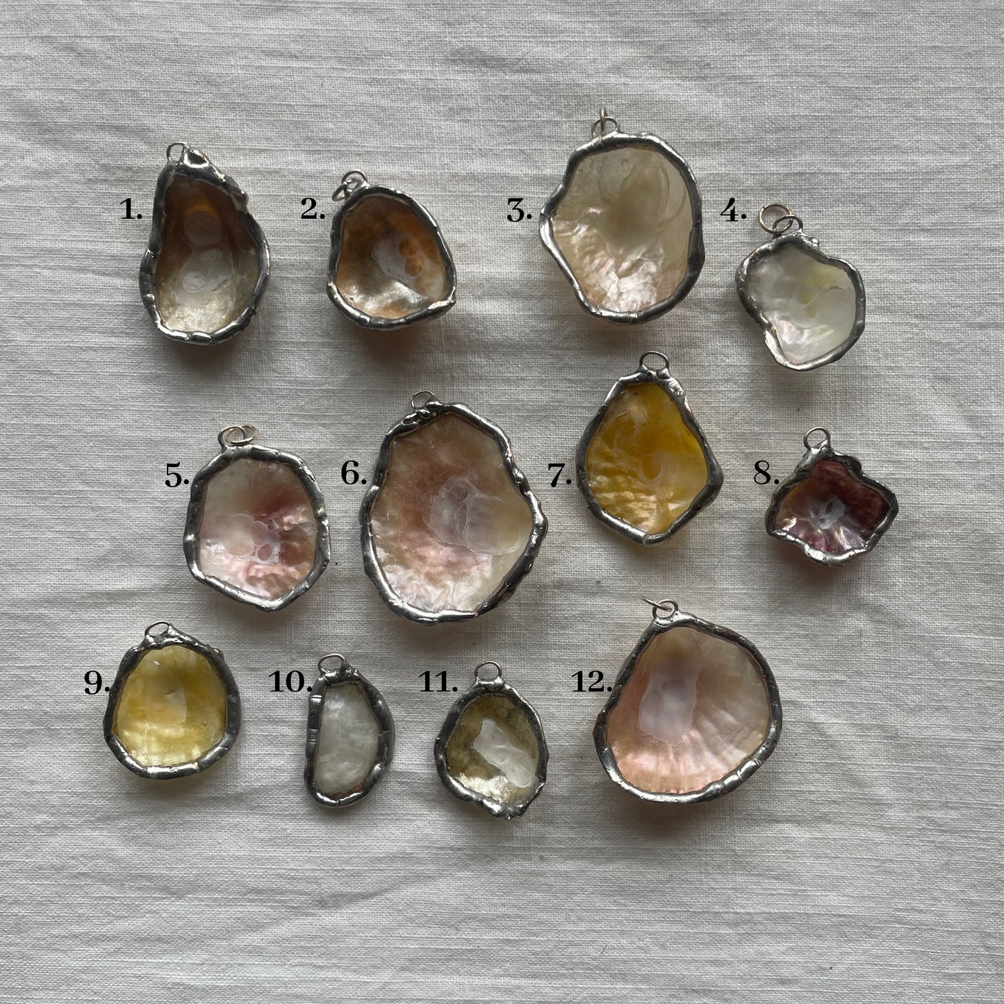 Shell and silver pendant pearly