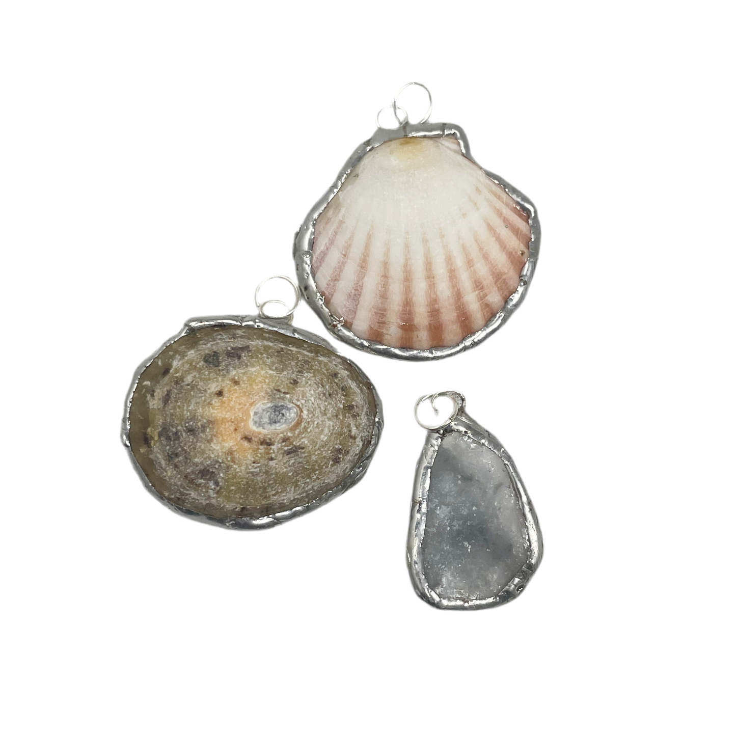 Shell and silver pendant